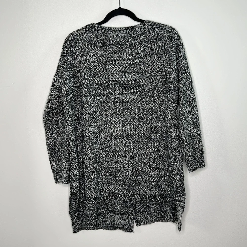 MILLAU Oversized chunky knit large button front Cardigan with pockets size Med